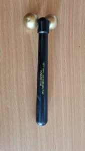 Outil de réflexologie faciale : le stylet ou détecteur